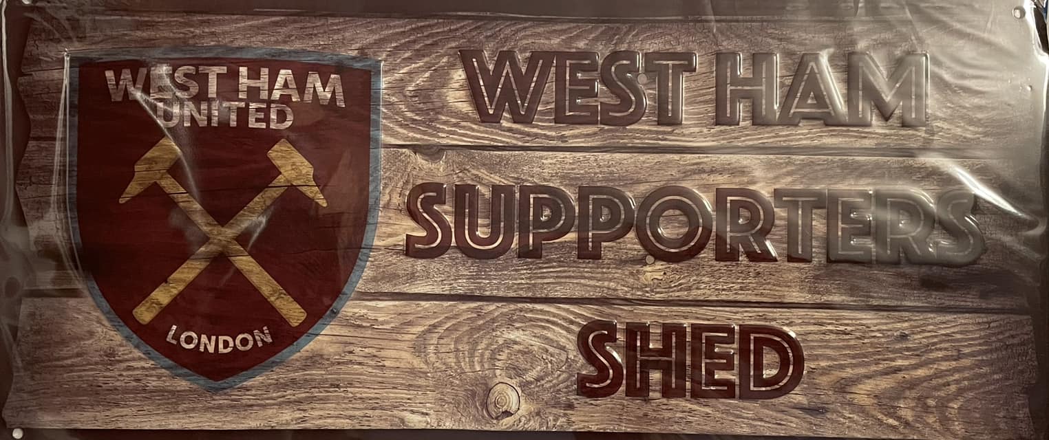 West Ham skilte og flag