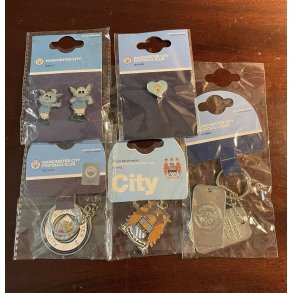 Manchester City pin/badges