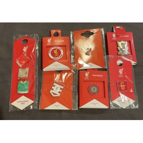 Liverpool pin/badges og nøgleringe
