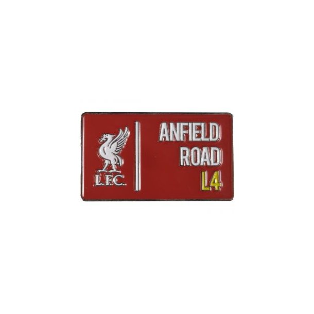 Liverpool pin/badge Anfield Road L4 / Ml: 3 x 5 cm. 