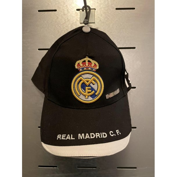 Real Madrid cap sort model