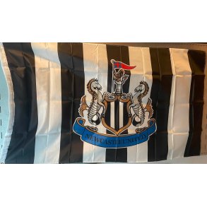 Newcastle flag / M�l: 91 x 152 cm.